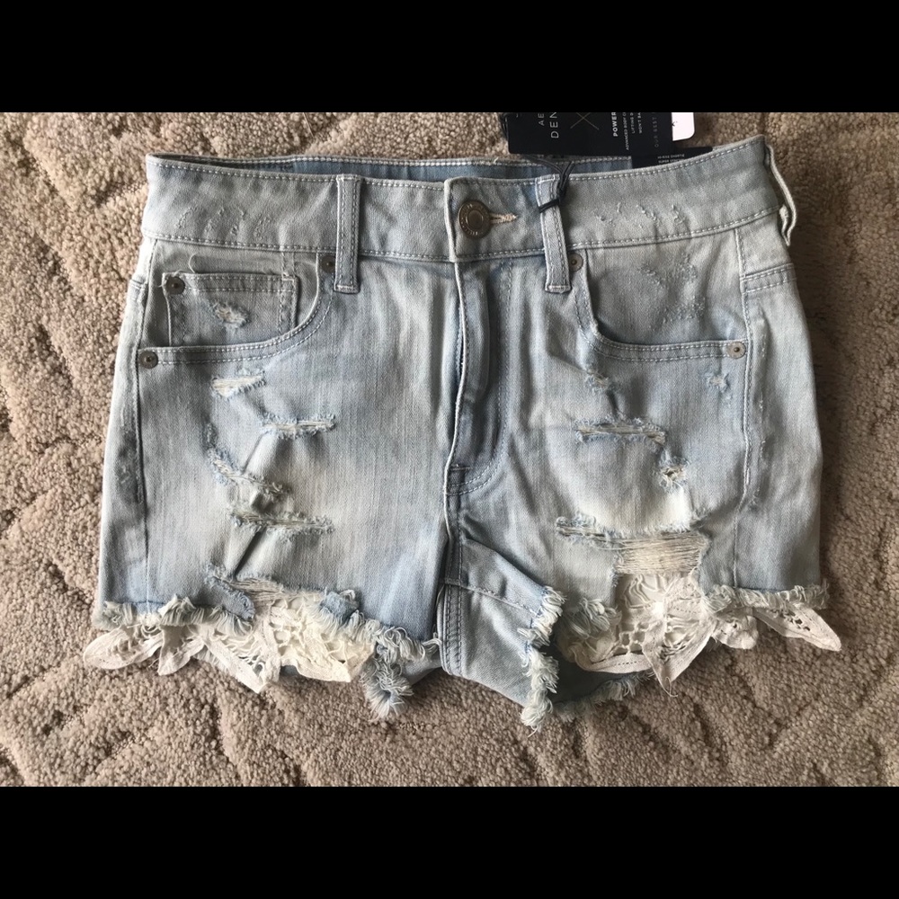 NWT High Rise Lace Pocket Short